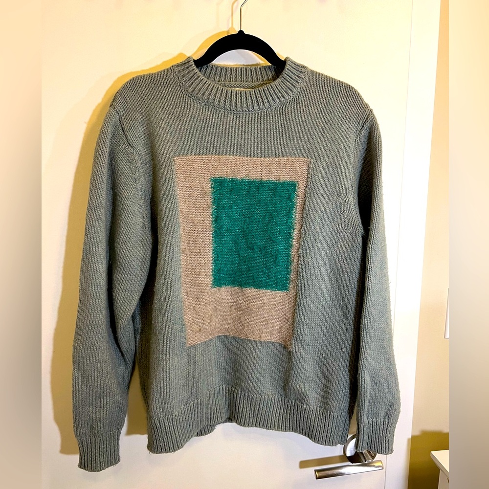 Zara, gray and green graphic sweater size medium